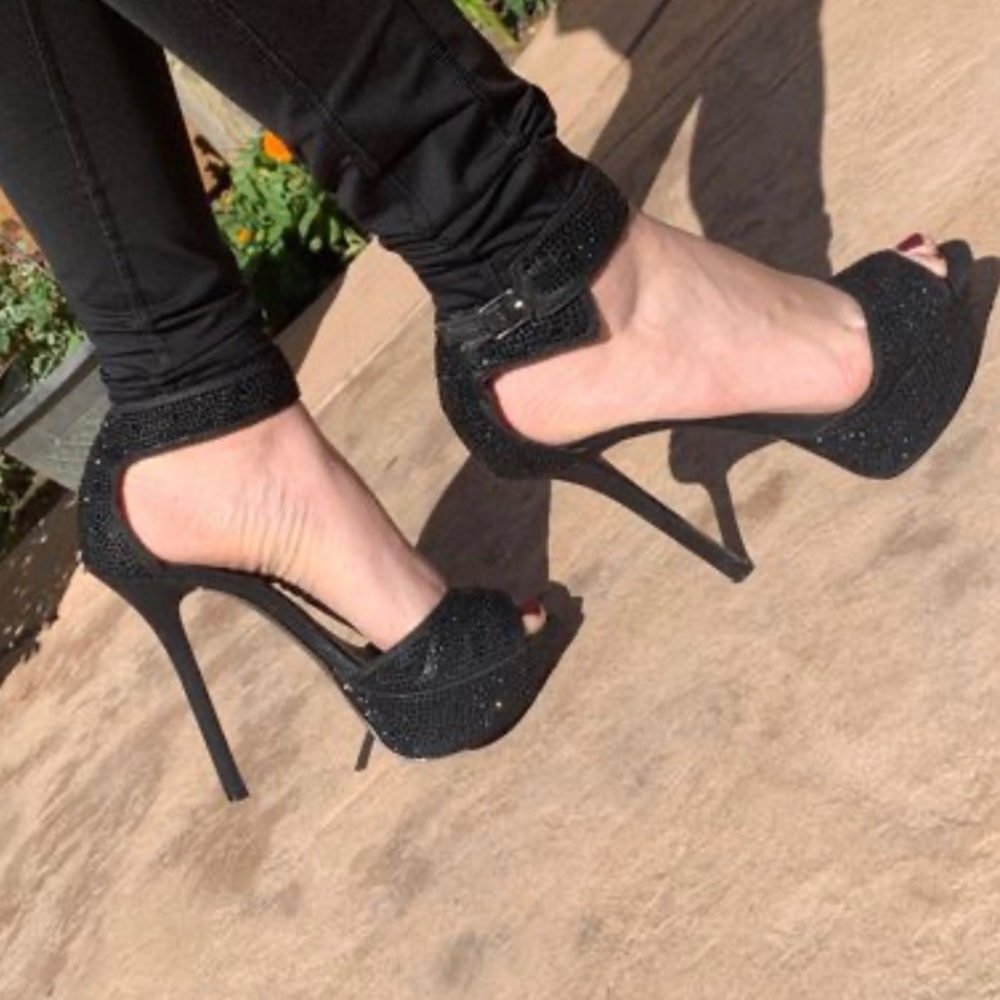 Steve Madden, black studded heel, size 8.5